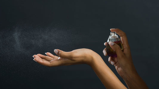 Profumi Donna che Lasciano la Scia